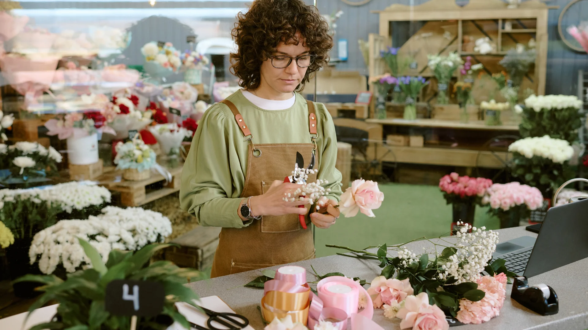 Atendimento automático e gestão de pedidos no WhatsApp.